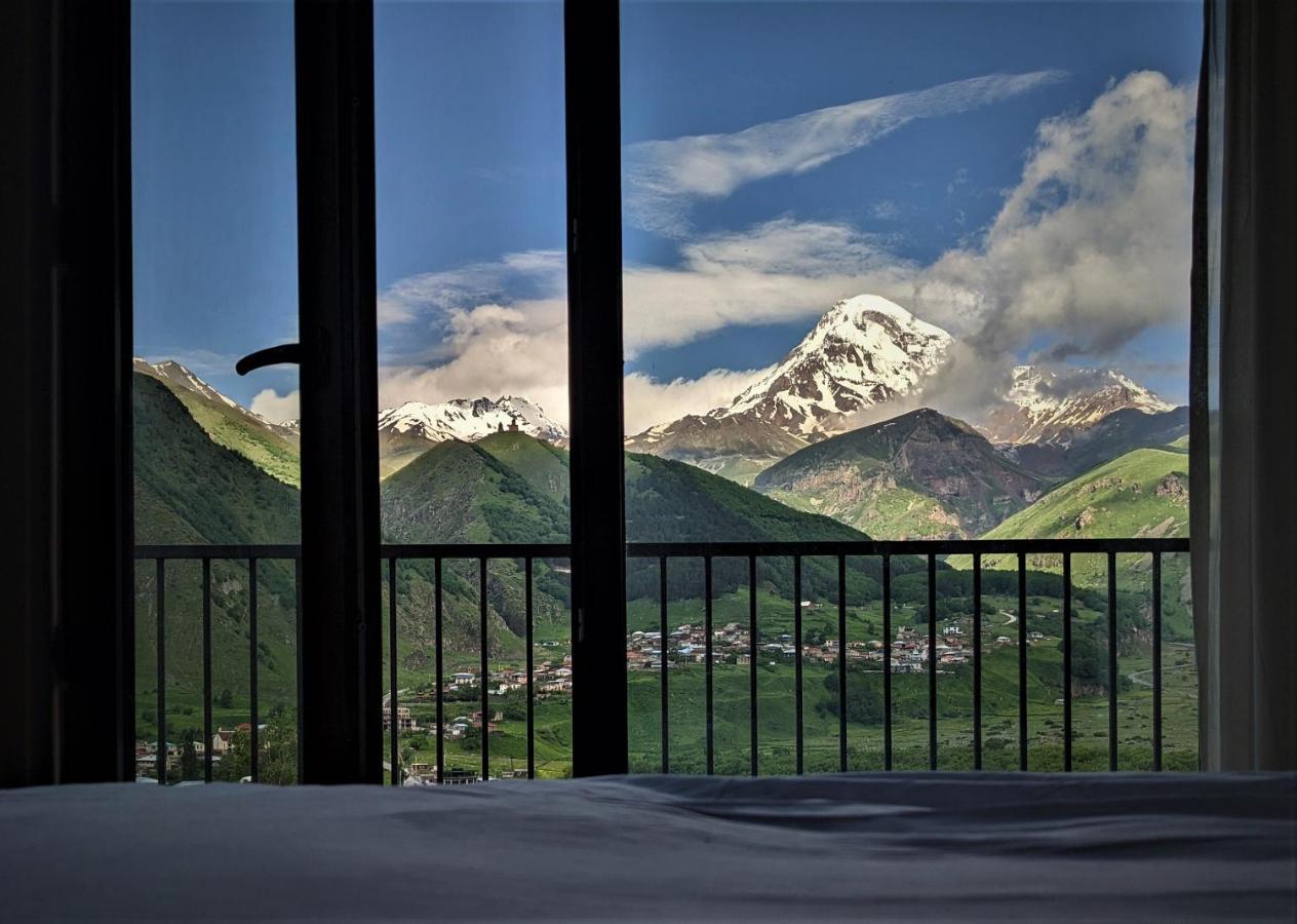 Milky Way Hotel Kazbegi Eksteriør billede