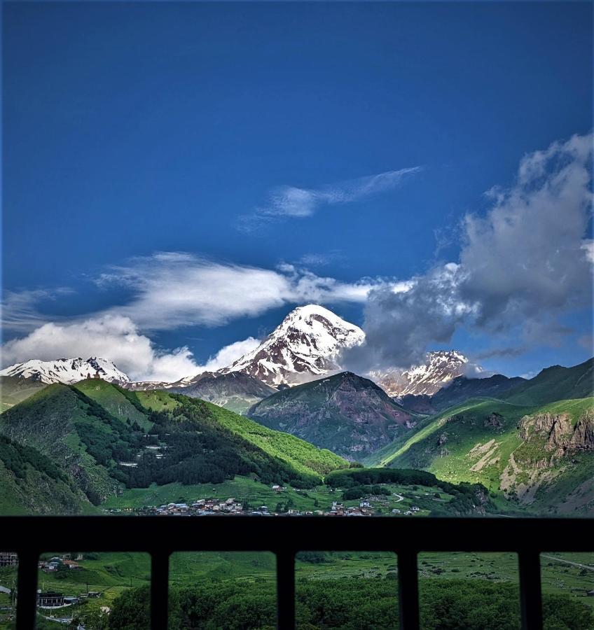 Milky Way Hotel Kazbegi Eksteriør billede