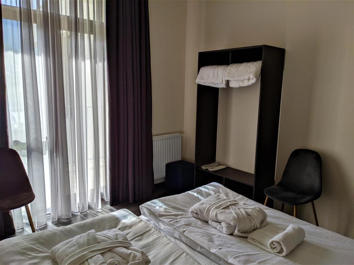 Milky Way Hotel Kazbegi Eksteriør billede
