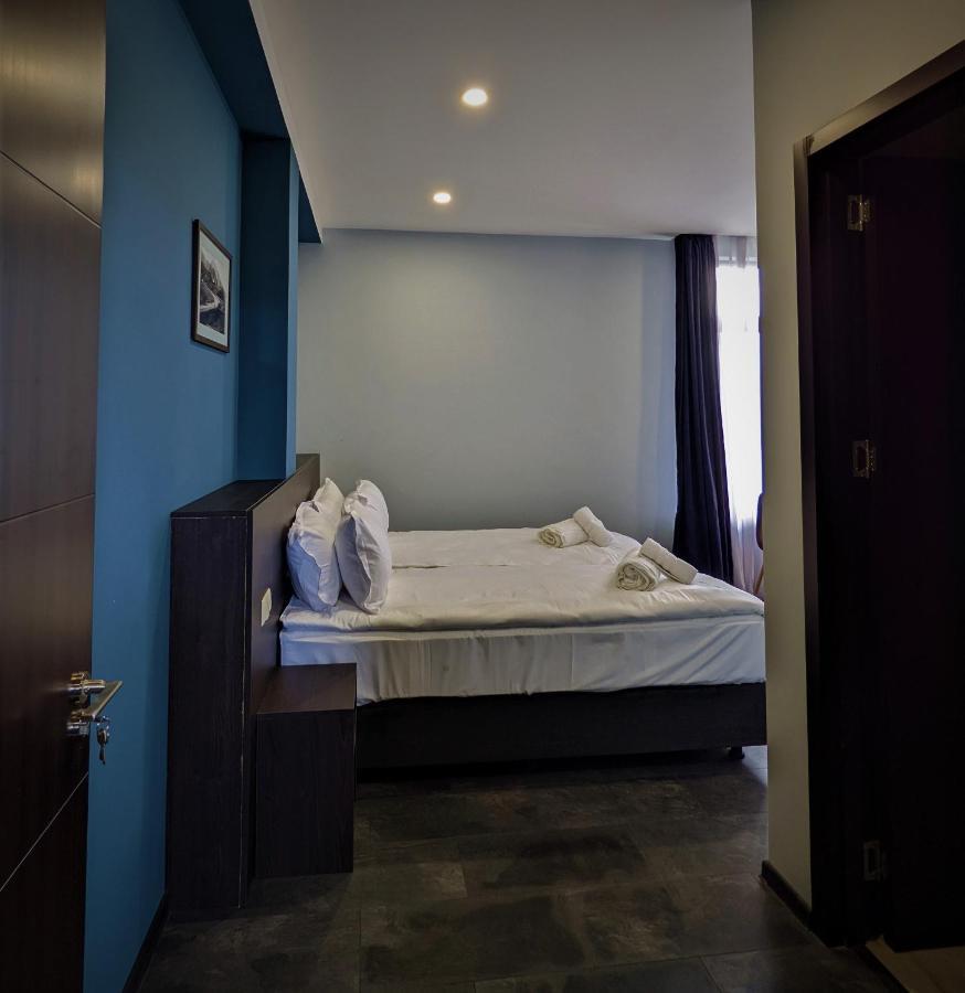 Milky Way Hotel Kazbegi Eksteriør billede