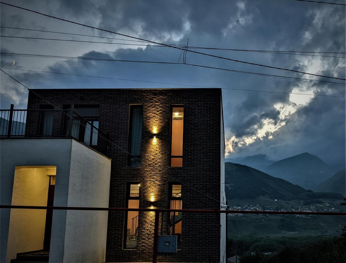 Milky Way Hotel Kazbegi Eksteriør billede